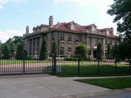 Photo of Why People Choose Kansas City MO Homes?